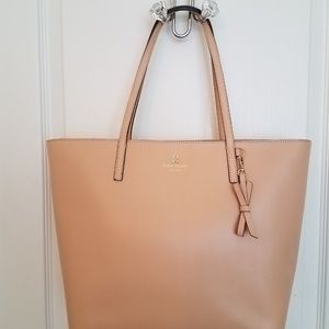Kate Spade tote - Excellent used condition